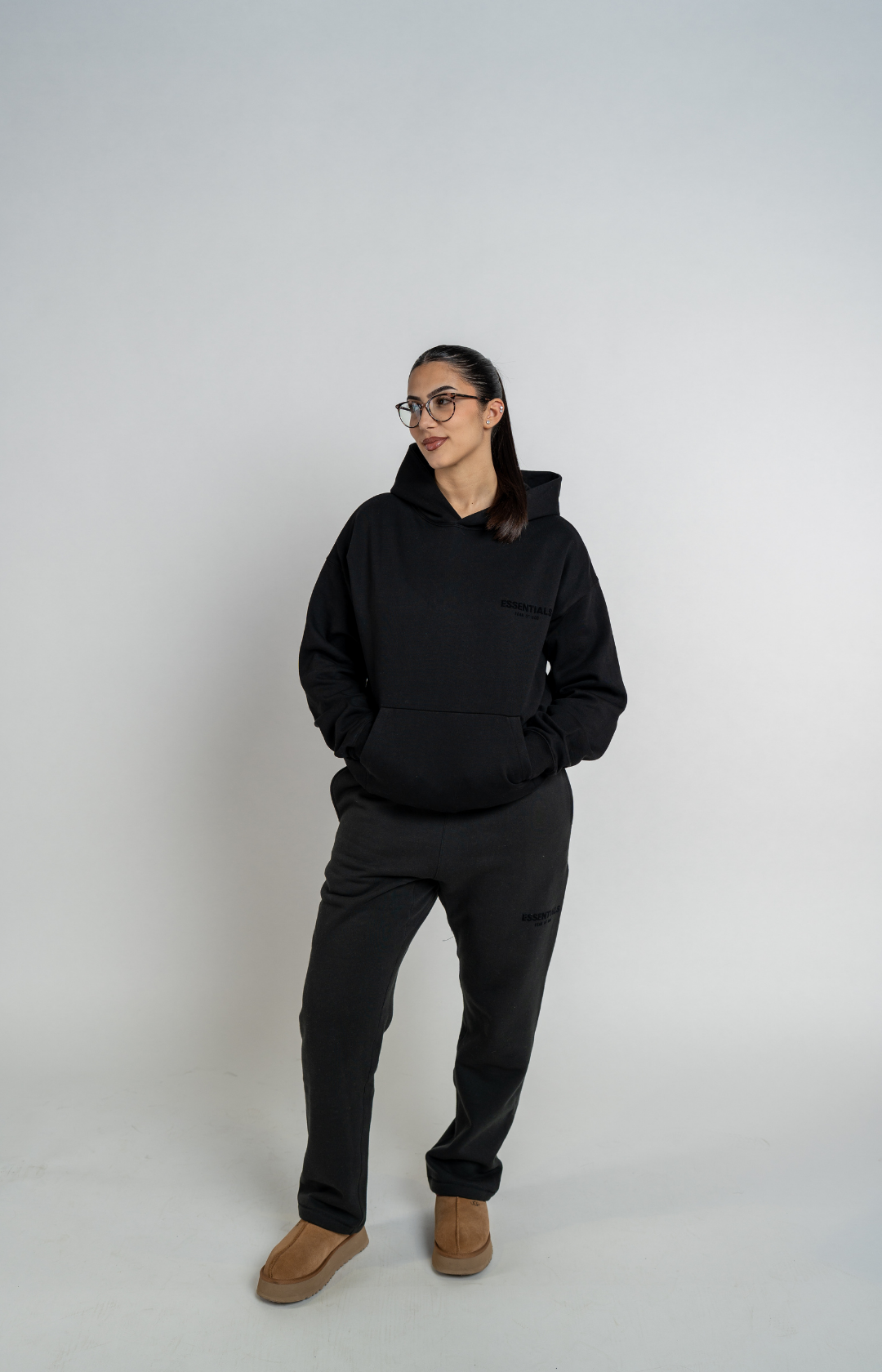 Fear of God Essentials Relaxed Sweatpants Stretch Limo SS22