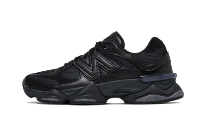 9060 Triple Black Leather - U9060NRI