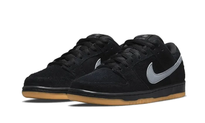 SB Dunk Low Fog - BQ6817-010